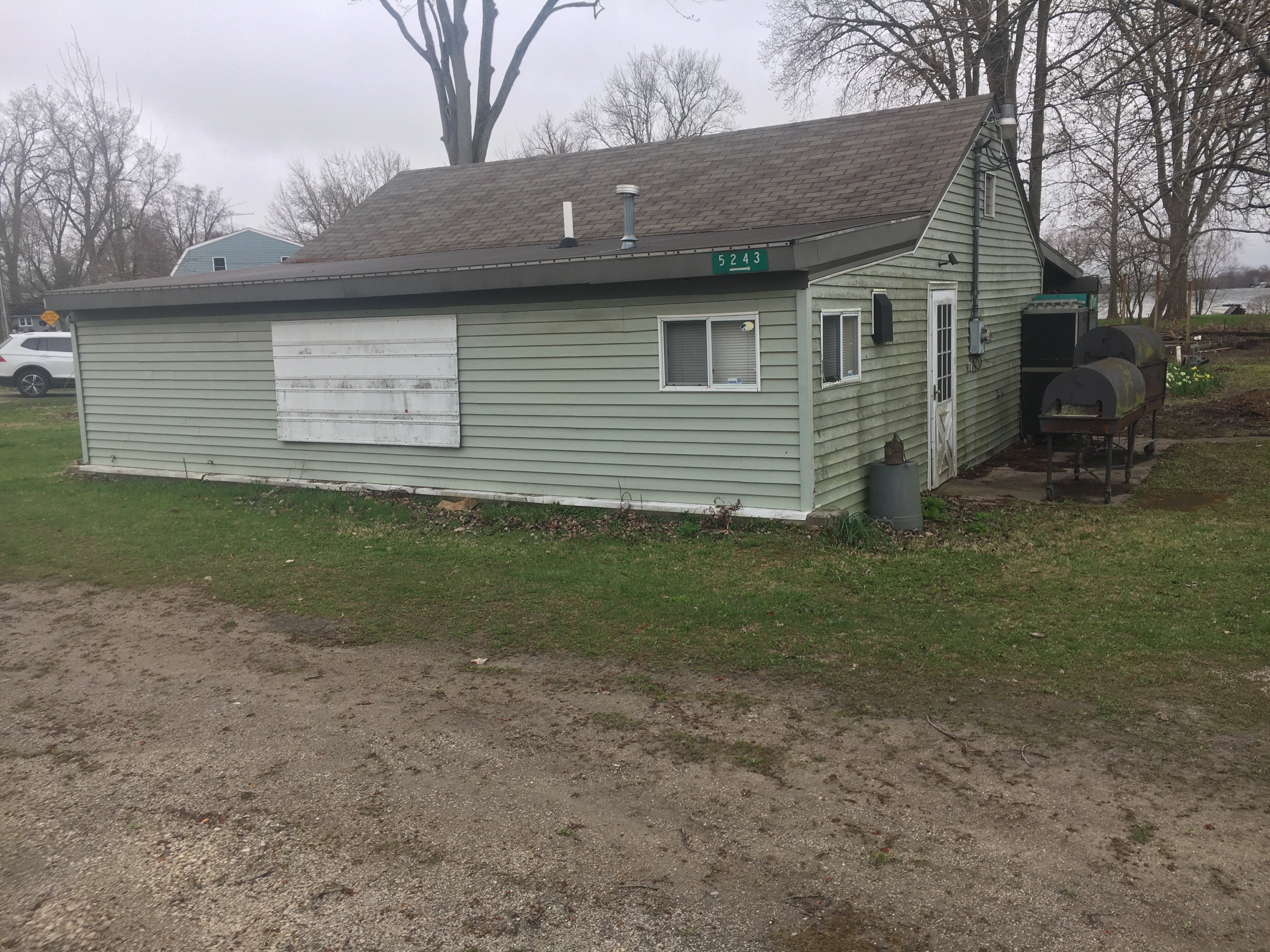 ONLINE ONLY REAL ESTATE!