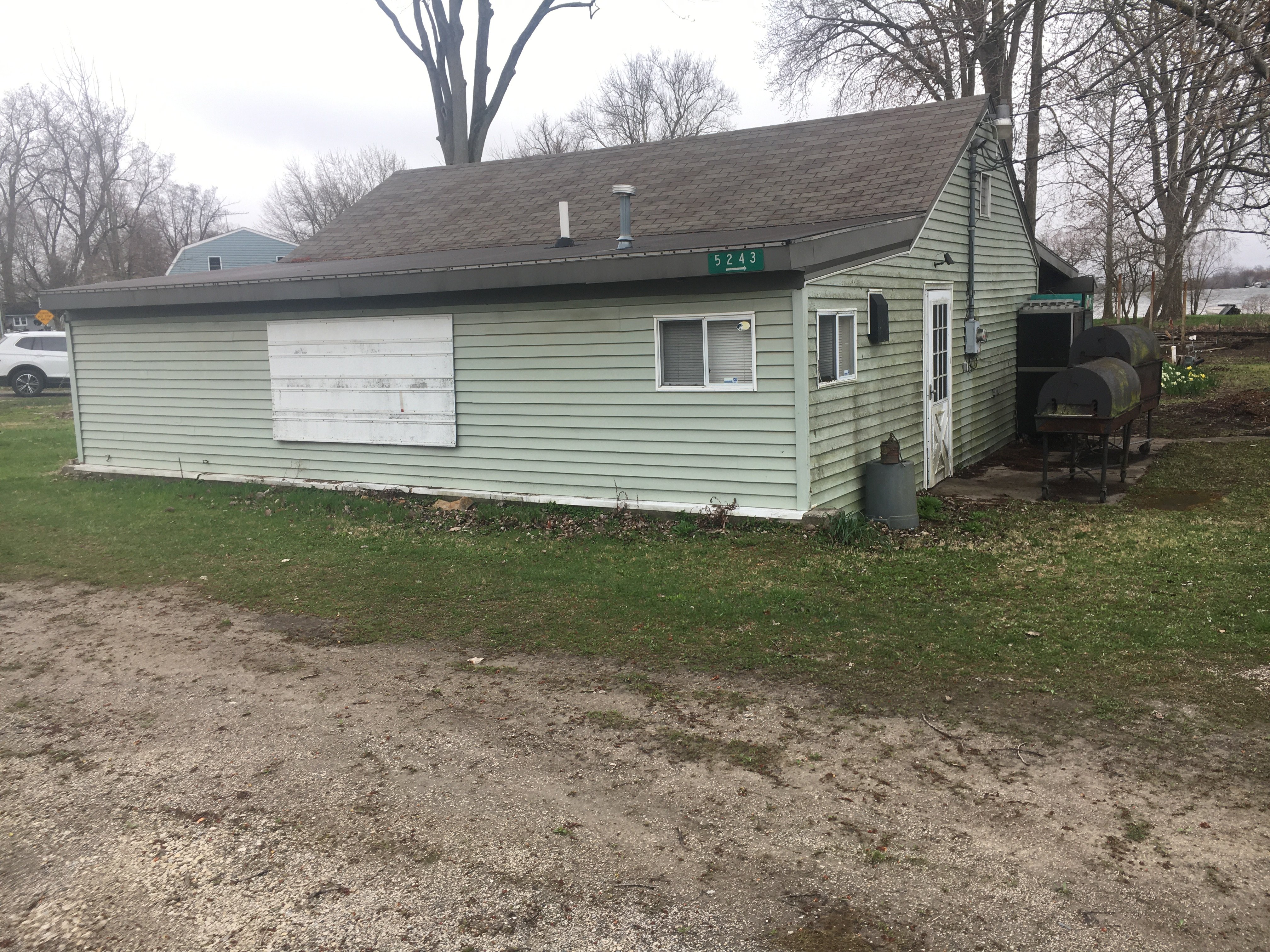 ONLINE ONLY REAL ESTATE!