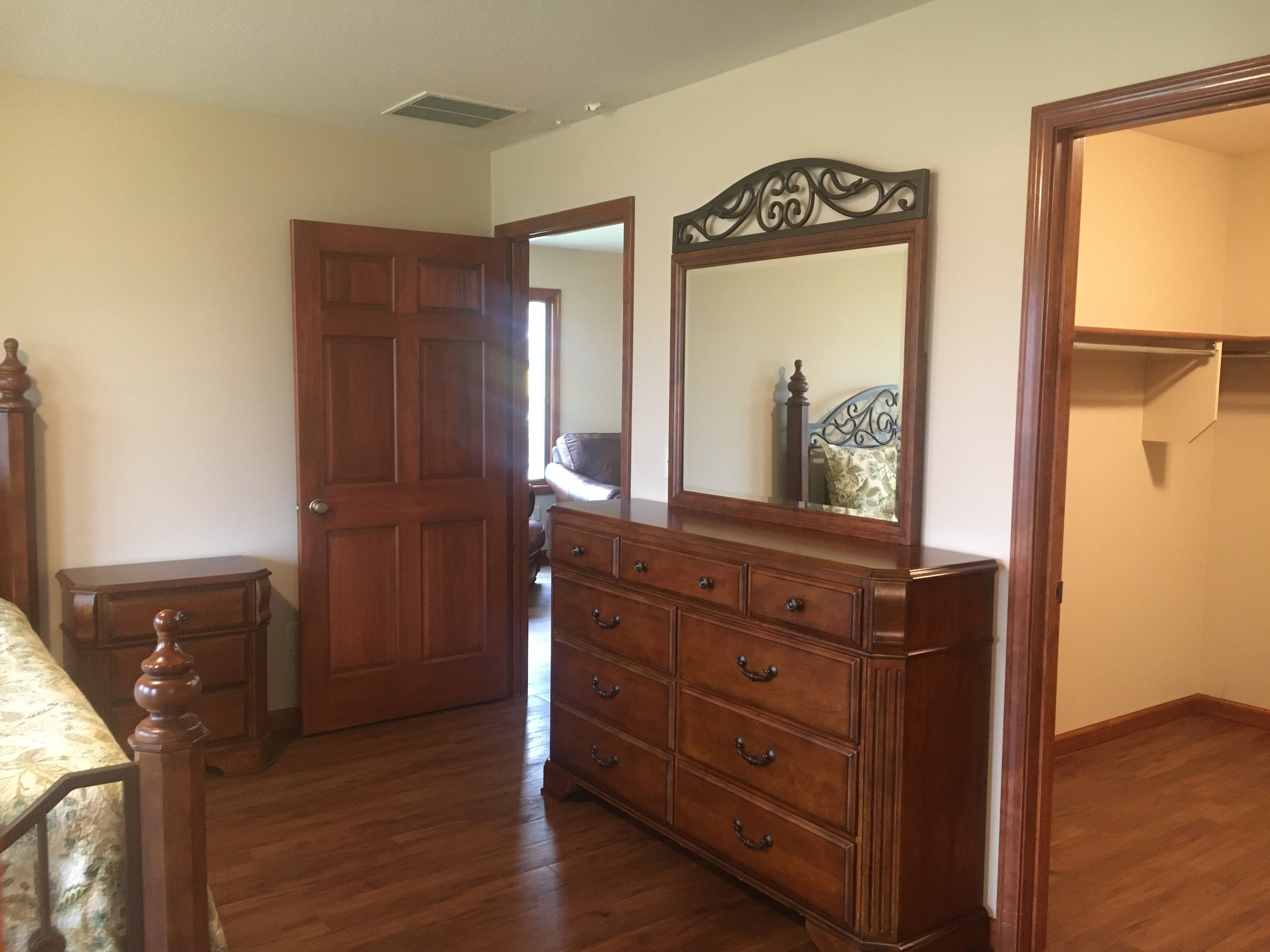 ONLINE ONLY REAL ESTATE!