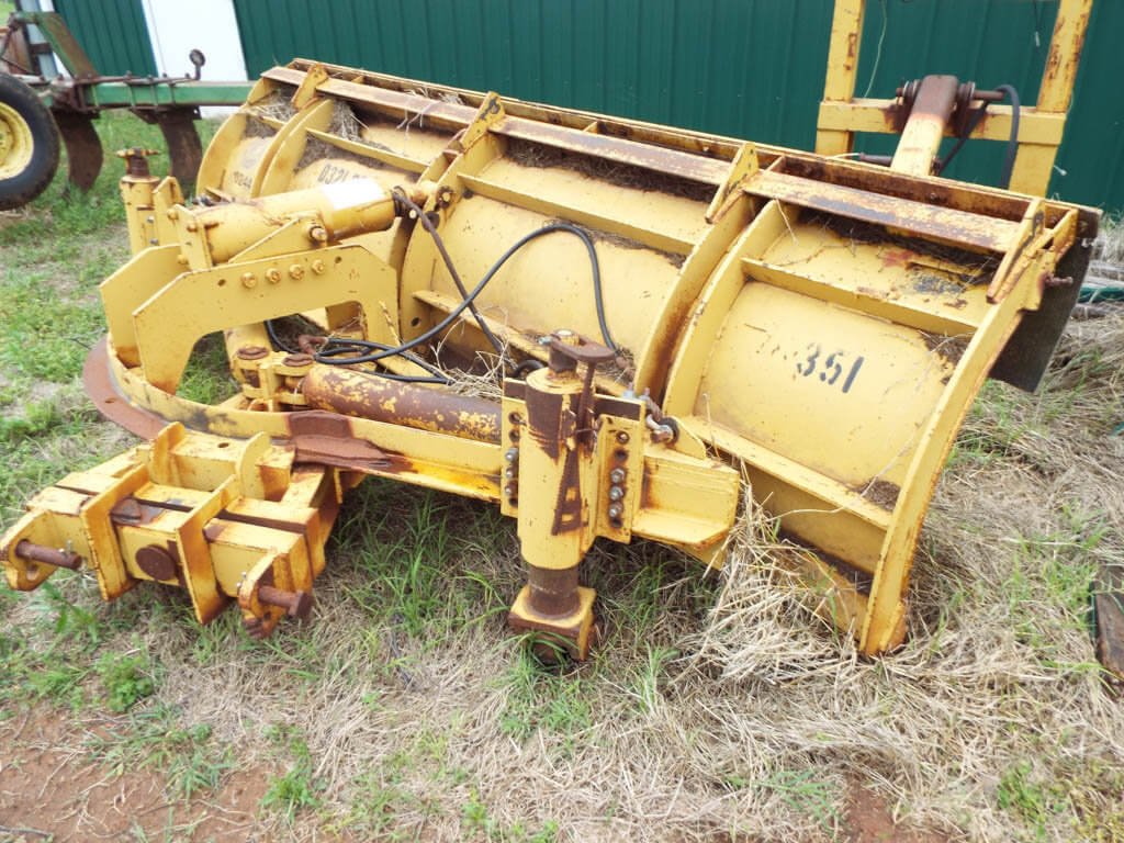 5/28 EXCAVATOR, TRUCKS, FARM EQUIP, COLLECTIBLE CARS, ANTIQUES