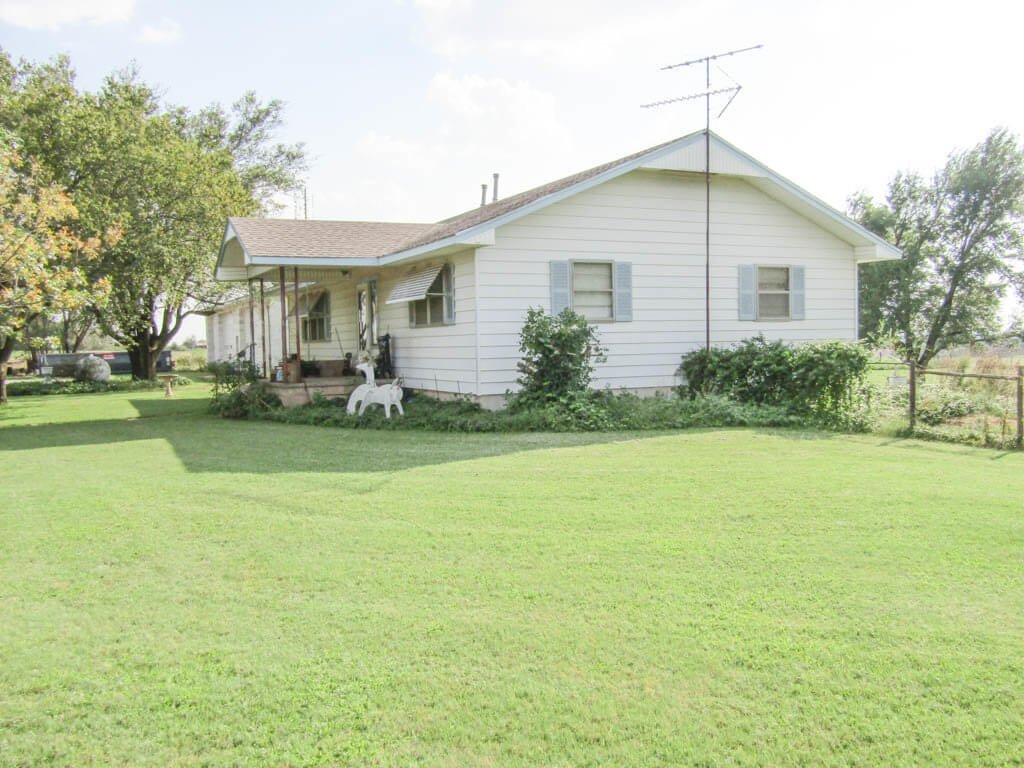 10/14 80± ACRES OFFERED IN TRACTS * ENID, OK AREA