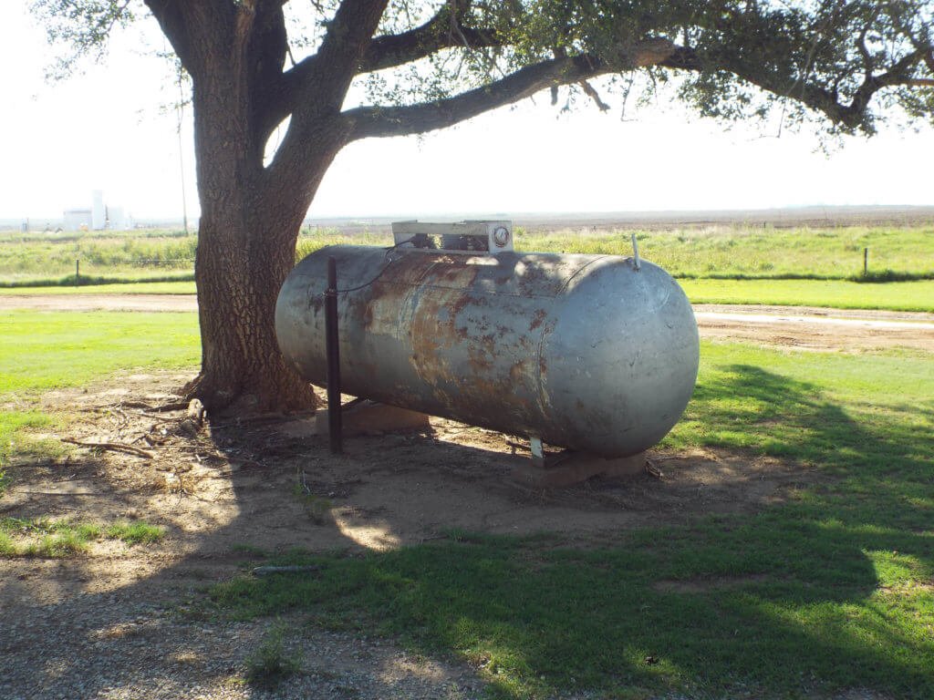 10/16 320 ± ACRES * CROP LAND * TIMBER/PONDS