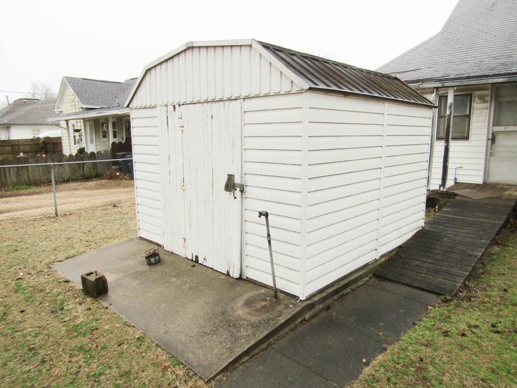 Photo 16