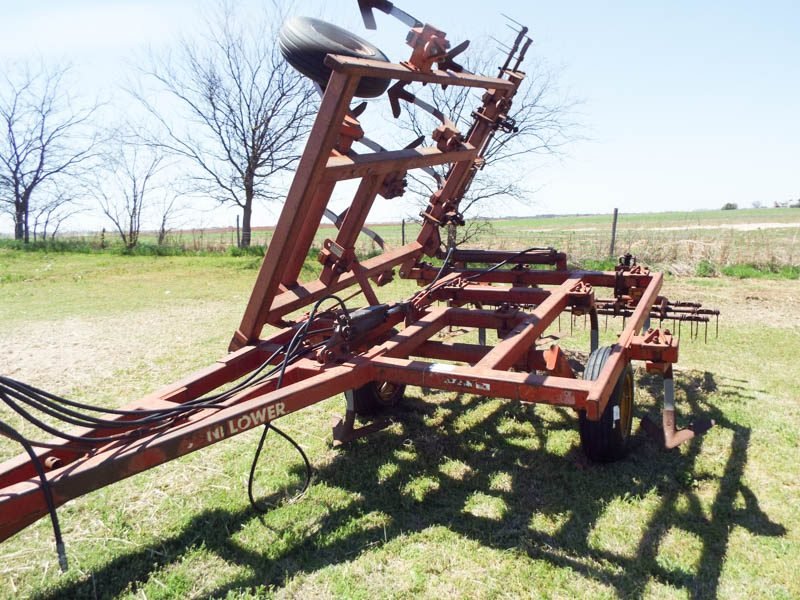 4/28 JD 7130 MFD TRACTOR W/LOADER - TILLAGE- CATTLE - GARBER OK
