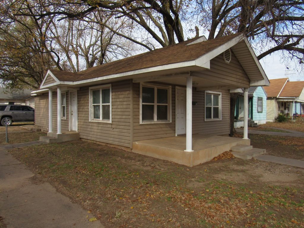 Tract 3: 702 N. Davis Enid, OK
