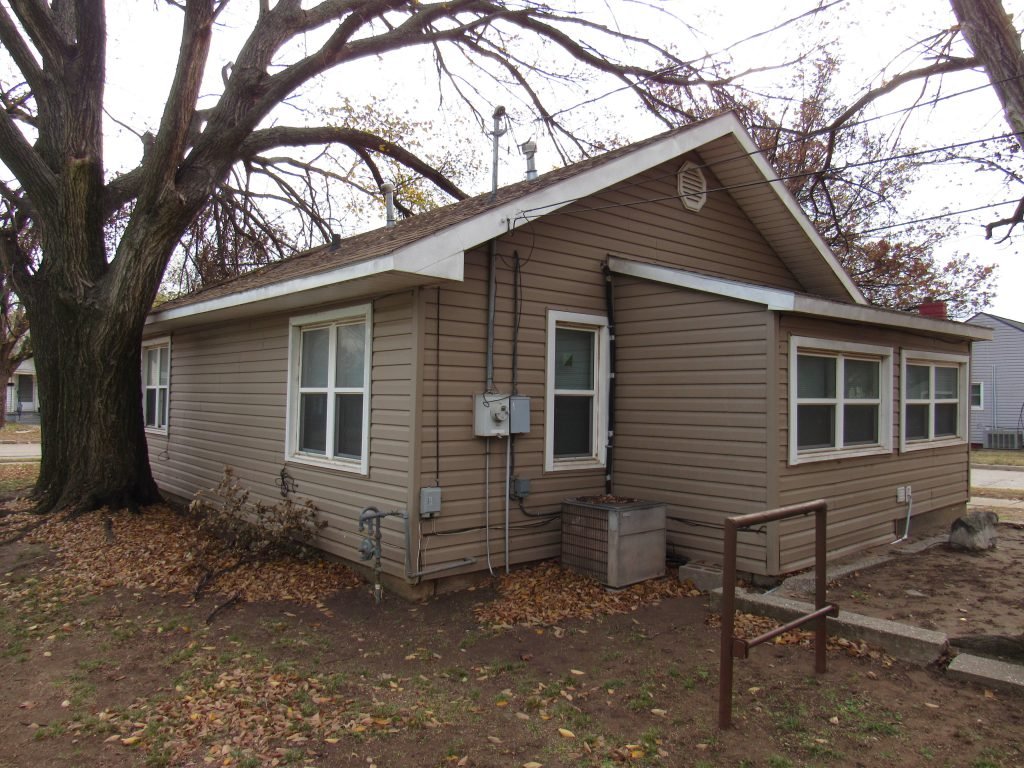 Tract 3: 702 N. Davis Enid, OK