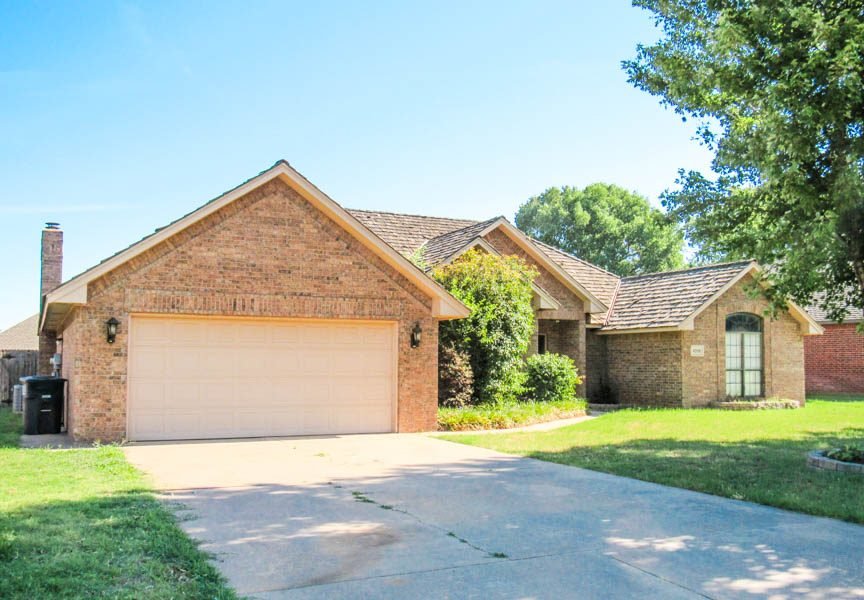 Tract 1: 4208 Country Club Dr. Enid, Ok.