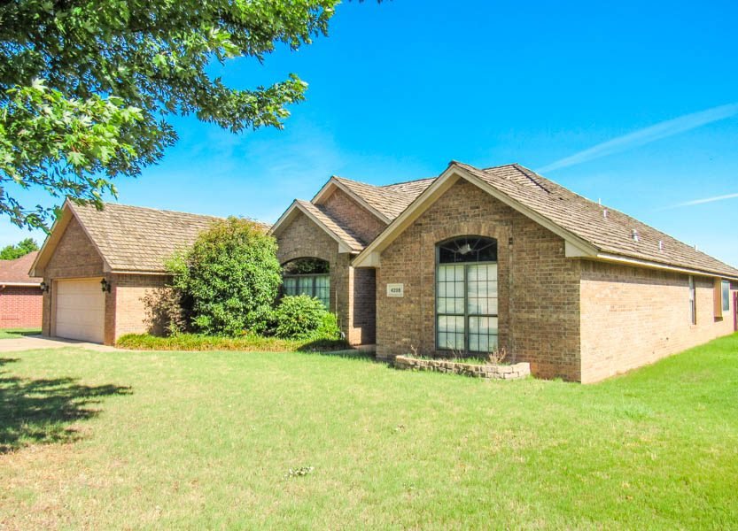 Tract 1: 4208 Country Club Dr. Enid, Ok.