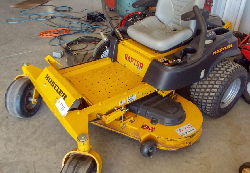 3/30 TRACTORS, PICKUPS, TRUCKS, TILLAGE, COMBINE, LIVESTOCK EQUIP, TRAILERS
