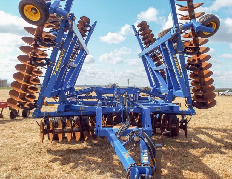 4/7 RETIREMENT FARM EQUIPMENT AUCTION