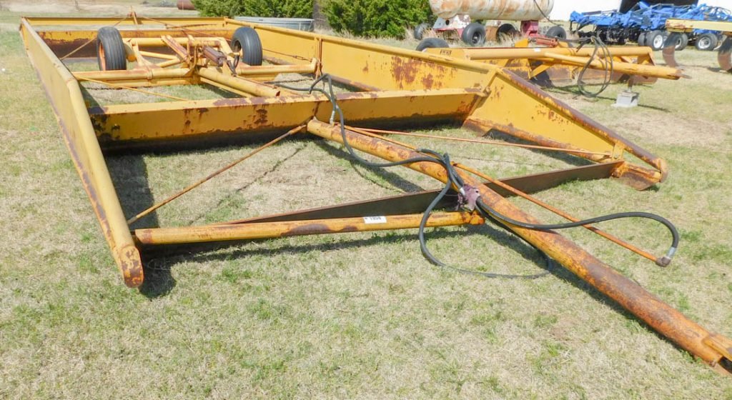 5/20 TRACTOR - TILLAGE - MODEL A - TRUCKS - AIR SEEDER/CART