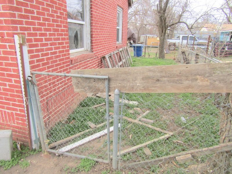 Property #1 559 E OAK AVE * ENID OK * 2 BED 2 BATH