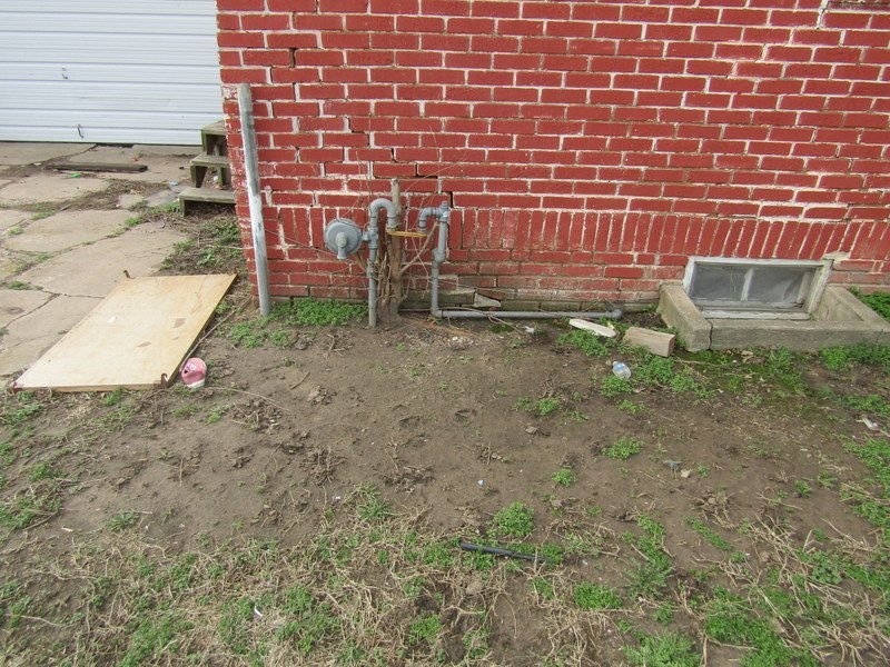 Property #1 559 E OAK AVE * ENID OK * 2 BED 2 BATH