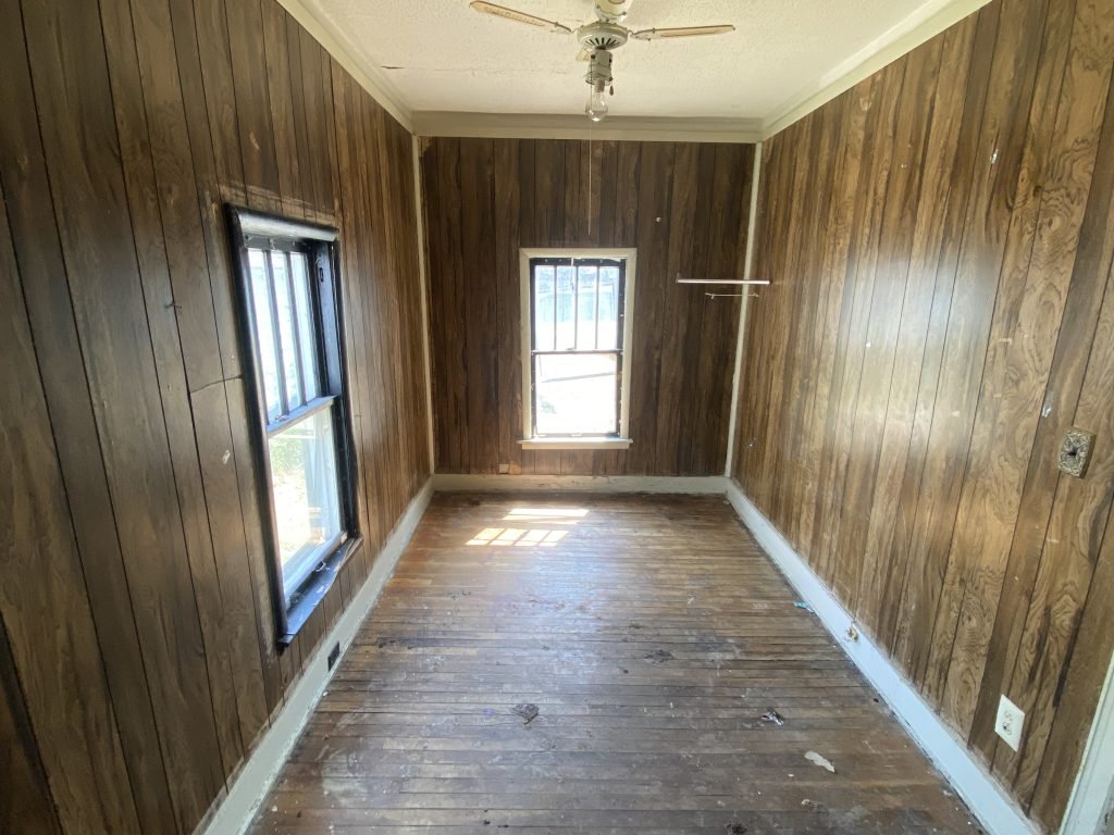 Property #2 337 E OLIVE OAK AVE * ENID OK * 2 BED 1 BATH