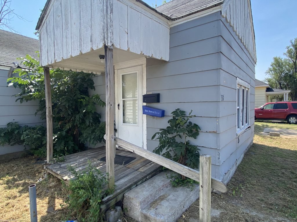 Property #2 337 E OLIVE OAK AVE * ENID OK * 2 BED 1 BATH