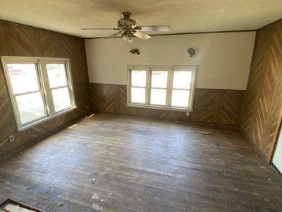Property #2 337 E OLIVE OAK AVE * ENID OK * 2 BED 1 BATH