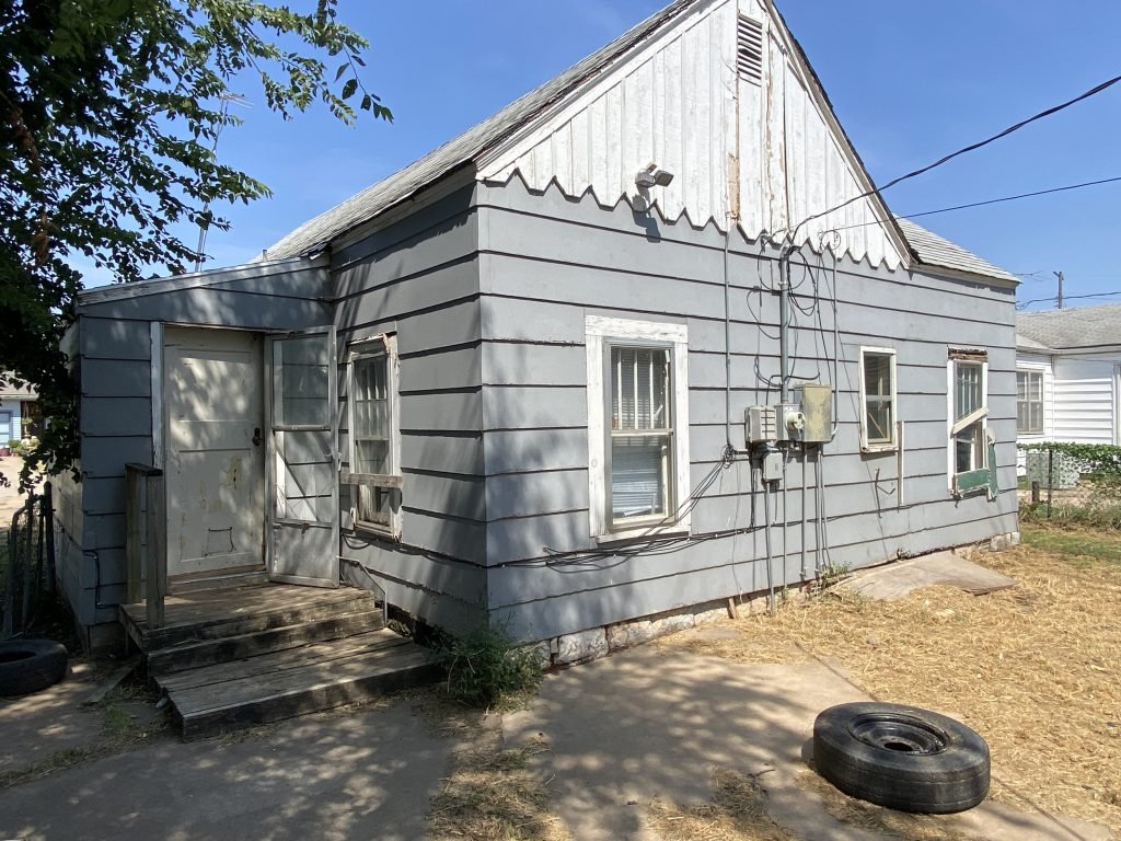 Property #2 337 E OLIVE OAK AVE * ENID OK * 2 BED 1 BATH