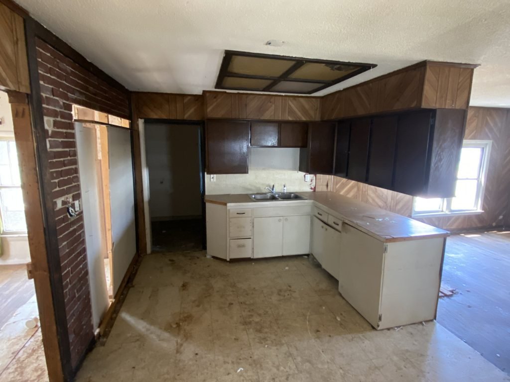 Property #2 337 E OLIVE OAK AVE * ENID OK * 2 BED 1 BATH