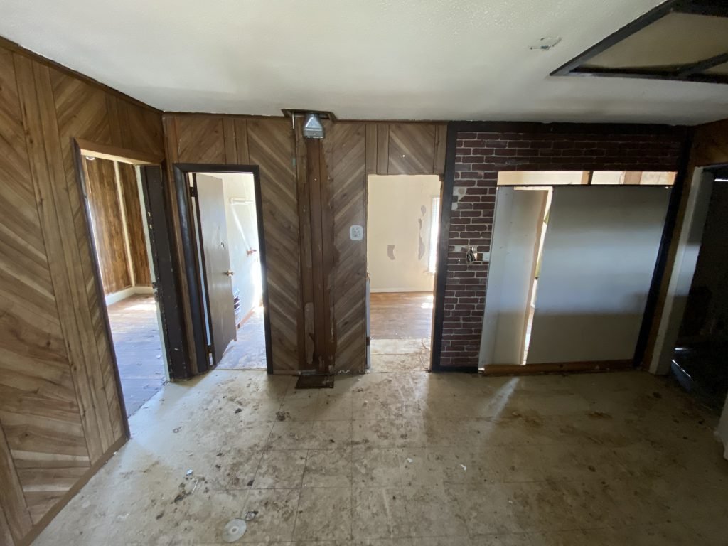 Property #2 337 E OLIVE OAK AVE * ENID OK * 2 BED 1 BATH