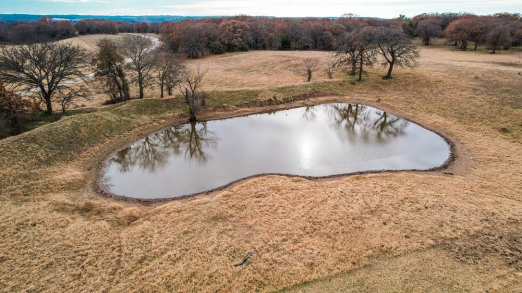 2/8 120± ACRES * LOVE COUNTY * GRASS PASTURE * POND * HUNTING * OFFERED IN 2 TRACTS * LESS THAN 1 ½ HOUR FROM DENTON, TX.