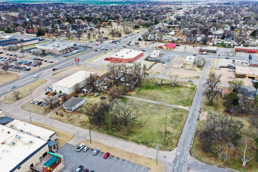 4/20 6 LOTS * ENID OK * ADJACENT TO VAN BUREN ST & W OWEN K GARRIOTT RD INTERSECTION