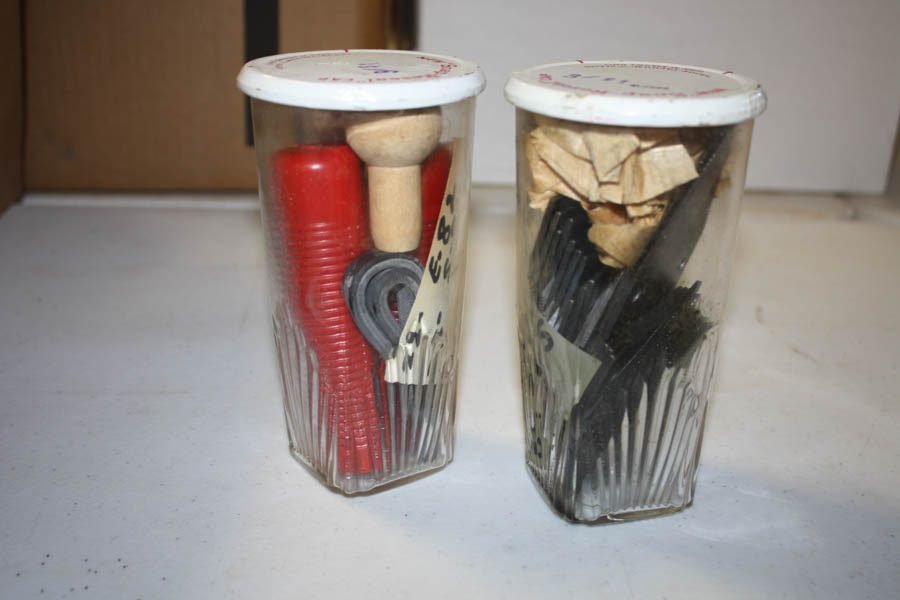 5/10 VINTAGE TOYS – CARS – NINJA TURTLES – TOOLS – DOLLS – RECORDS – KITCHEN MISC