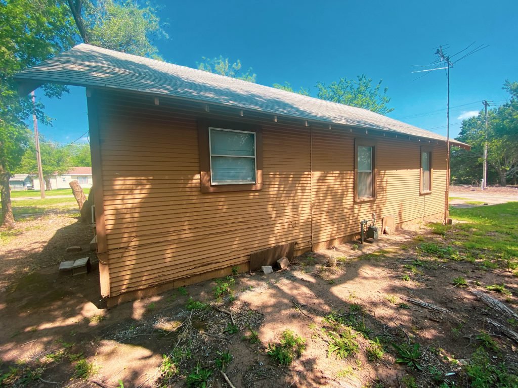 Lot 1: 122 E York Ave Enid, Oklahoma