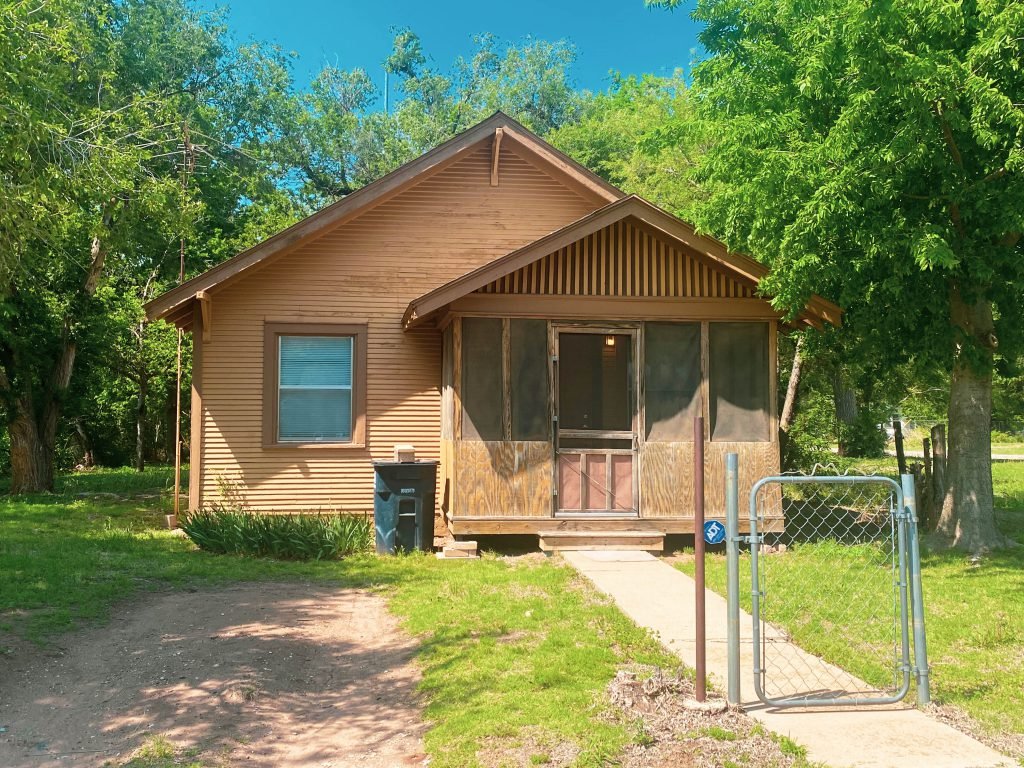 Lot 1: 122 E York Ave Enid, Oklahoma