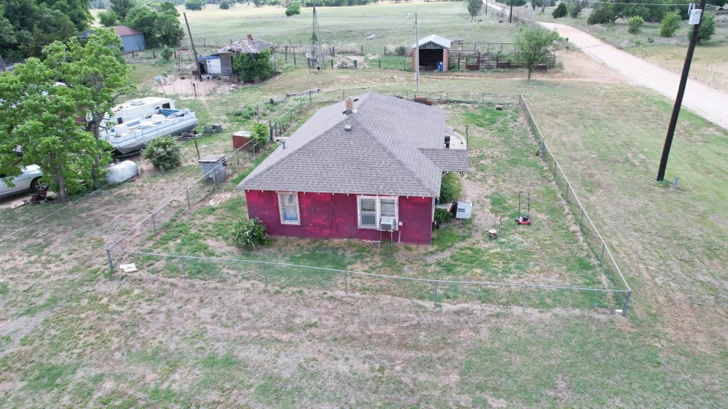 7/22 160 ± ACRES * BLAINE COUNTY, OKLAHOMA * WATONGA/ROMAN NOSE STATE PARK AREA NORTH CANADIAN RIVER * EXCELLENT HUNTING * TIMBER * GRASS/CROP LAND * HOME & IMPROVEMENTS