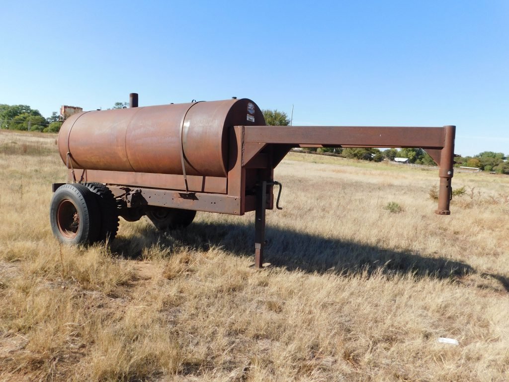 11/6 Dodge – Suburban – 2007 IHC 9400 Eagle Truck - JD4640 Tractor – Feed Wagon – Tillage – Sprayer – Tank Trailer