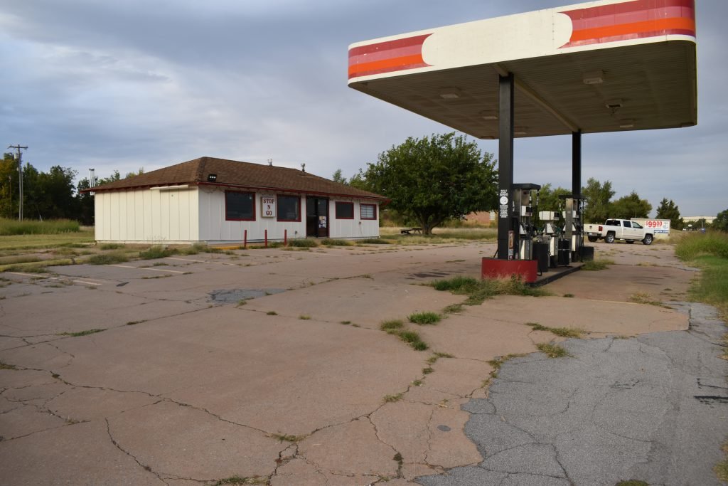 11/10 Convenience Store *Guthrie OK