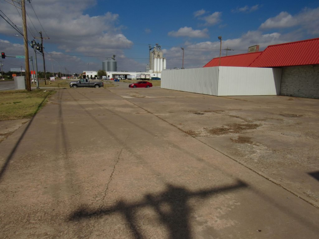 Tract 2: 3203 S. Van Buren St. Enid, Oklahoma