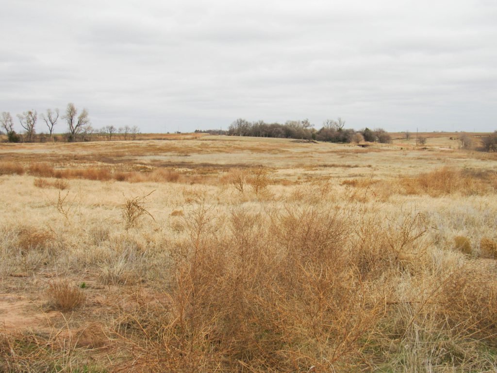 1/11 145± ACRES * ALFALFA COUNTY, OKLAHOMA * CARRIER AREA * SHOP BUILDING CROPLAND * GRASS PASTURE * CREEK * POND