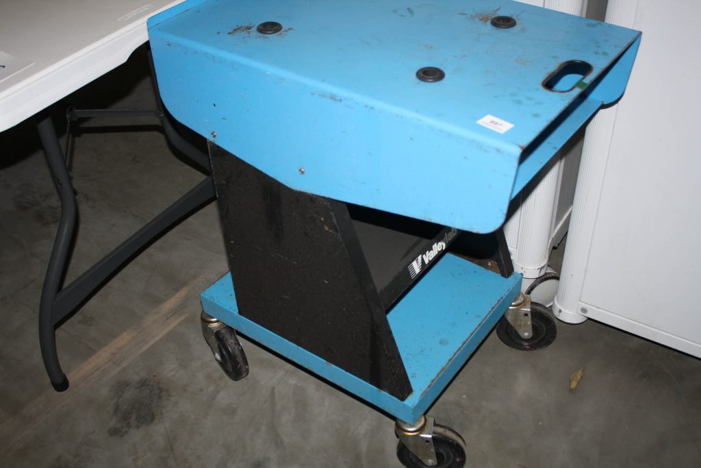 1/17 Medical Equip – Vintage Coke Box – Gas Pumps – Appliances – Toning Tables – Furniture – Primitive Farm Metal – Milk Cans