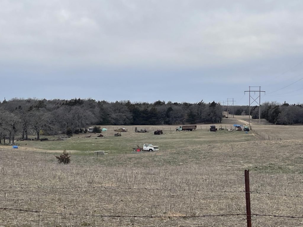 3/20 One Lot – Salvage Buyers!! Southard OK