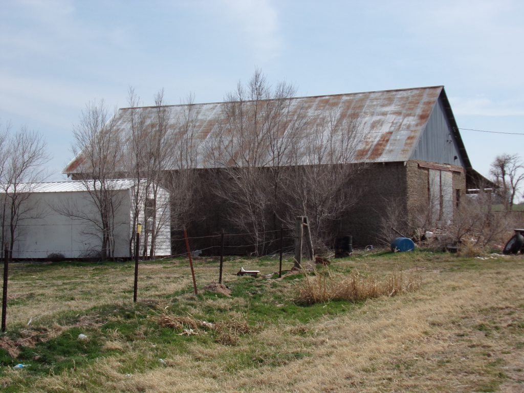 4/19 Country Home Fairview Area, 2 acres, Barn