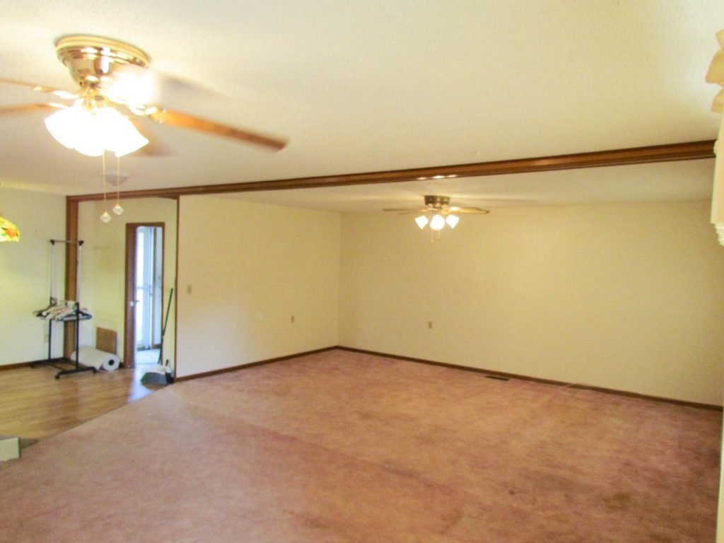 203 N 3rd St Carmen OK