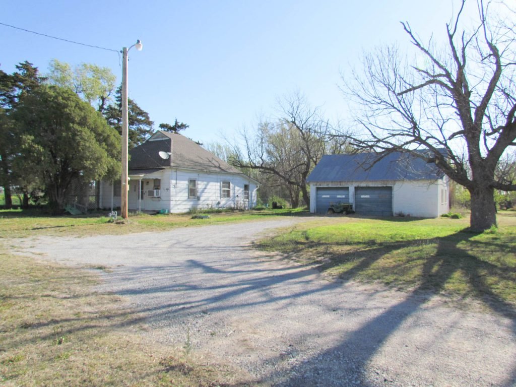 304 N B St Carmen OK