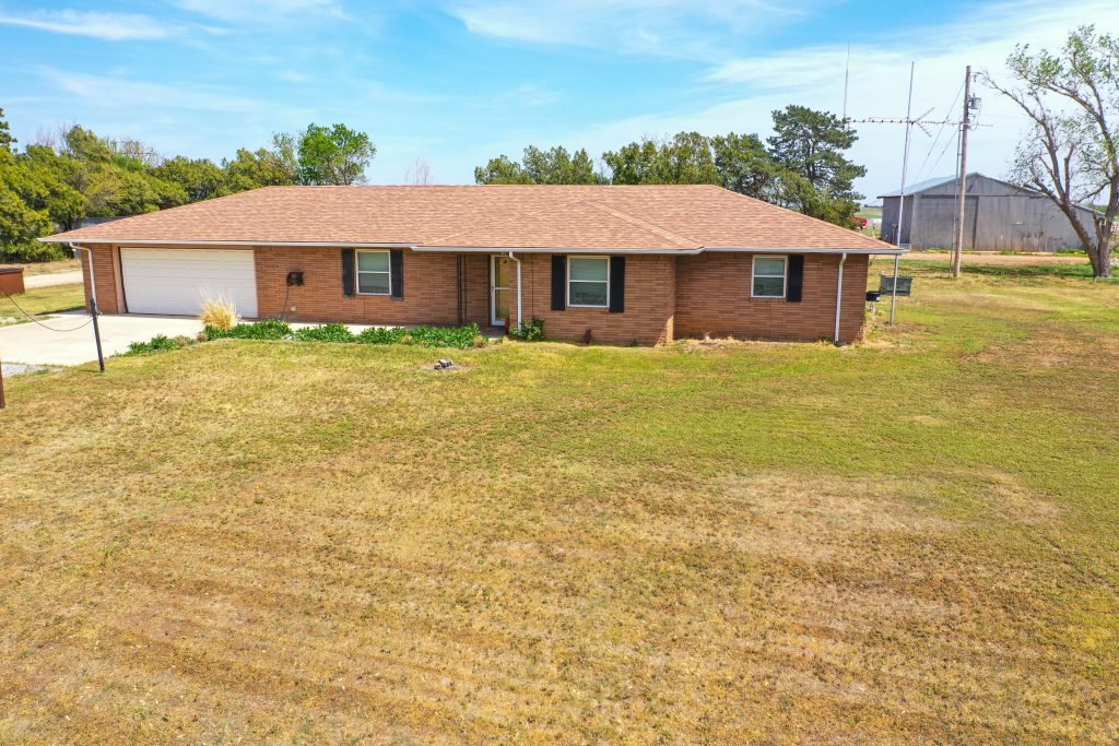 SOLD! 5/31 1523 N 90th ST ENID OK * 1, 415± SQ.FT. HOME * 40± ACRES * SHED * CORRALS * POND