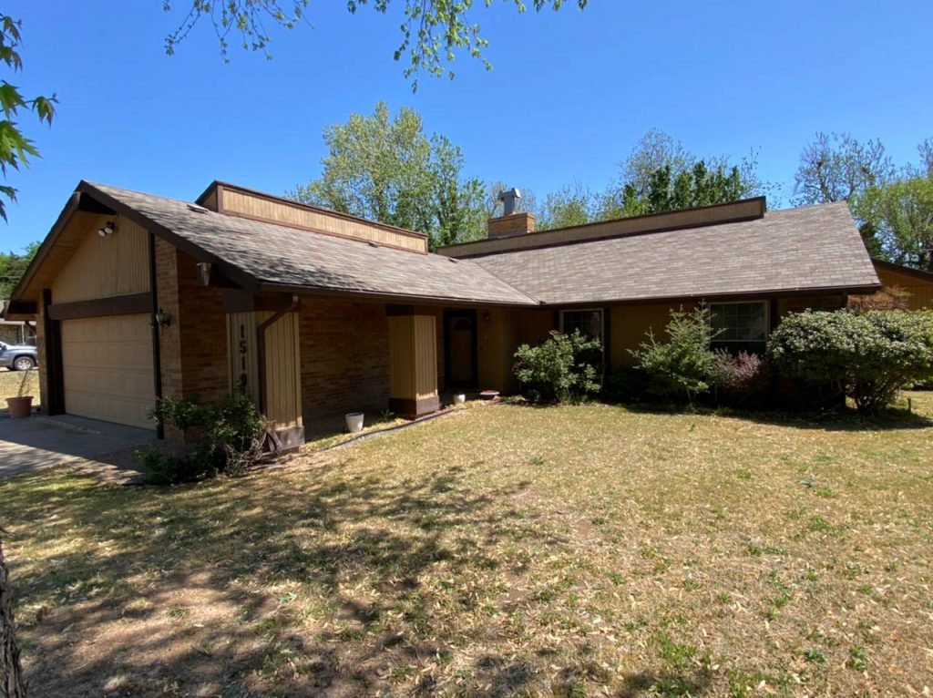 6/2 1519 SUNRISE DR ENID OK * 2, 198 SQ.FT. ± * 4 BEDROOMS * 2 BATHROOMS