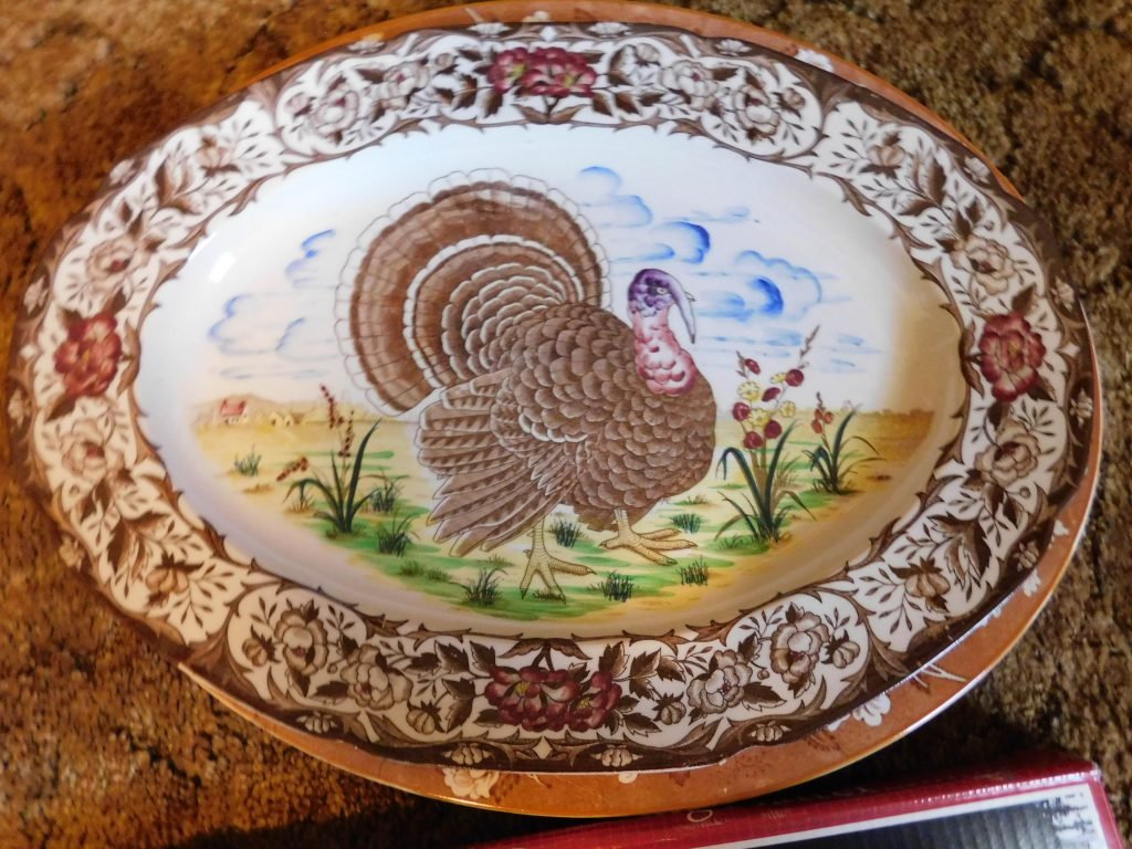 8/29 Household, Kitchenware, Collectibles, Antiques, Furniture, Grandfather clock, Glassware, Washer, Dryer, Refrigerator