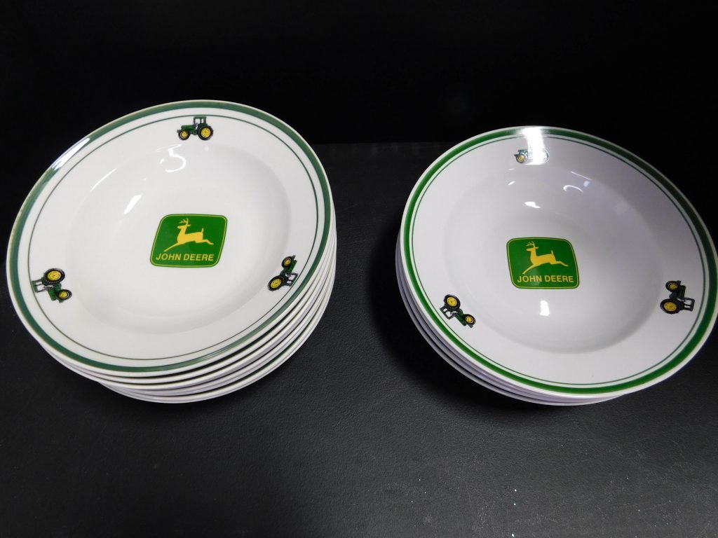 8/30 Collectibles - Craft Supplies - Arthur Court - Fitz & Floyd - Holiday - Cookbooks - Dept 56 - Spode - Entertaining