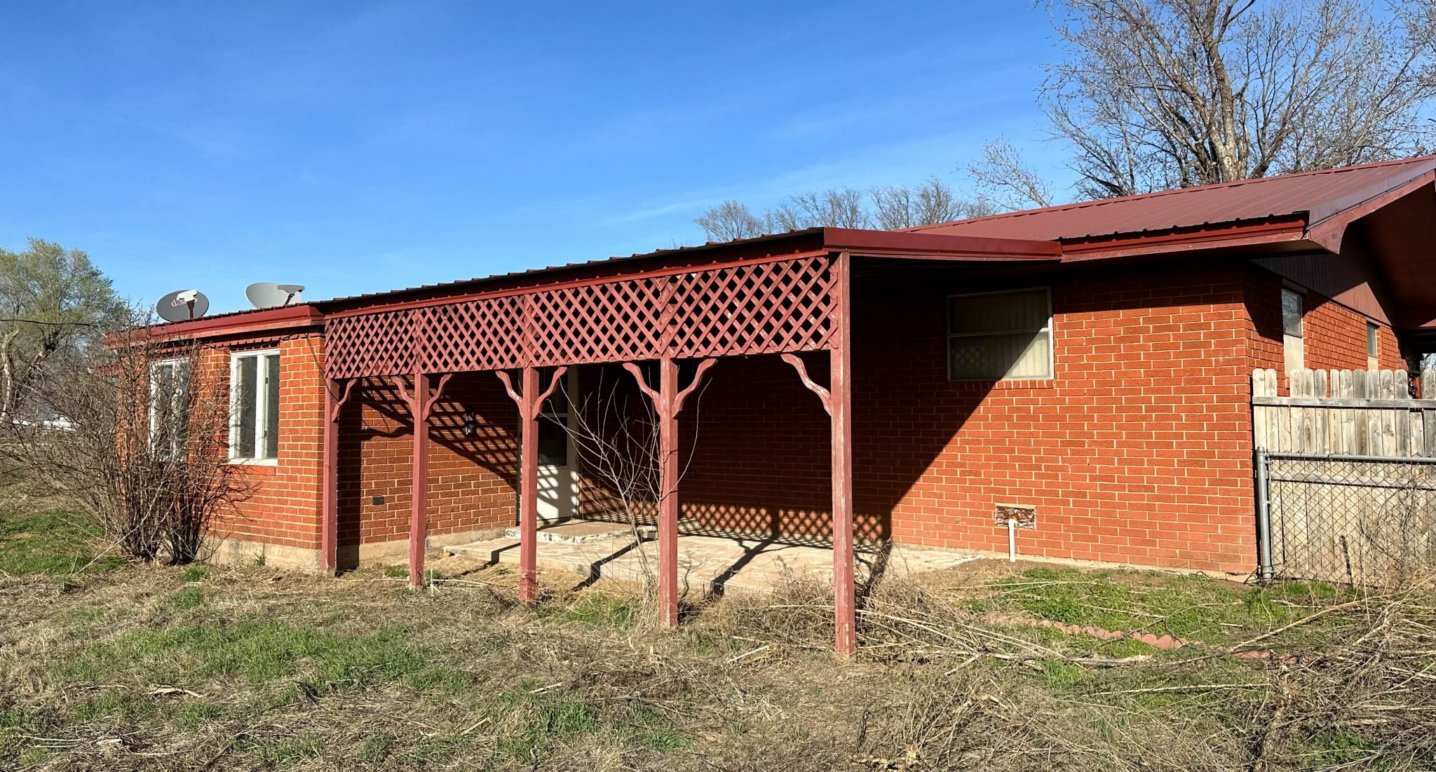 Lot 1: 516 N Main St Aline Ok 73716