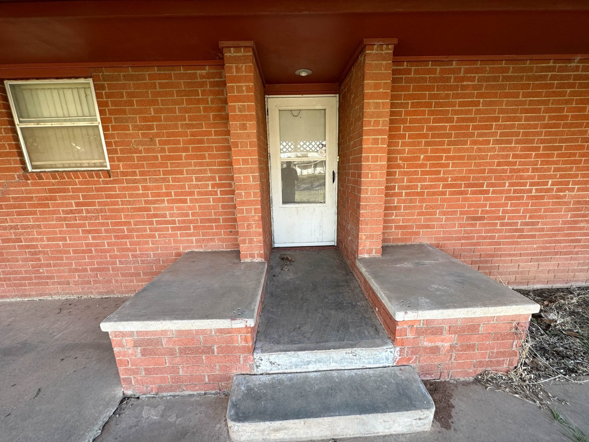 Lot 1: 516 N Main St Aline Ok 73716