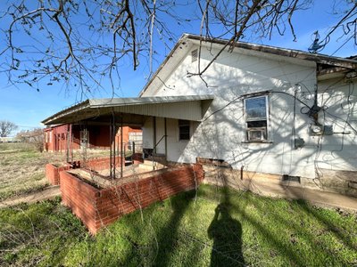 Lot 2: 512 N Main & 502 N Main St Aline, Ok 73716