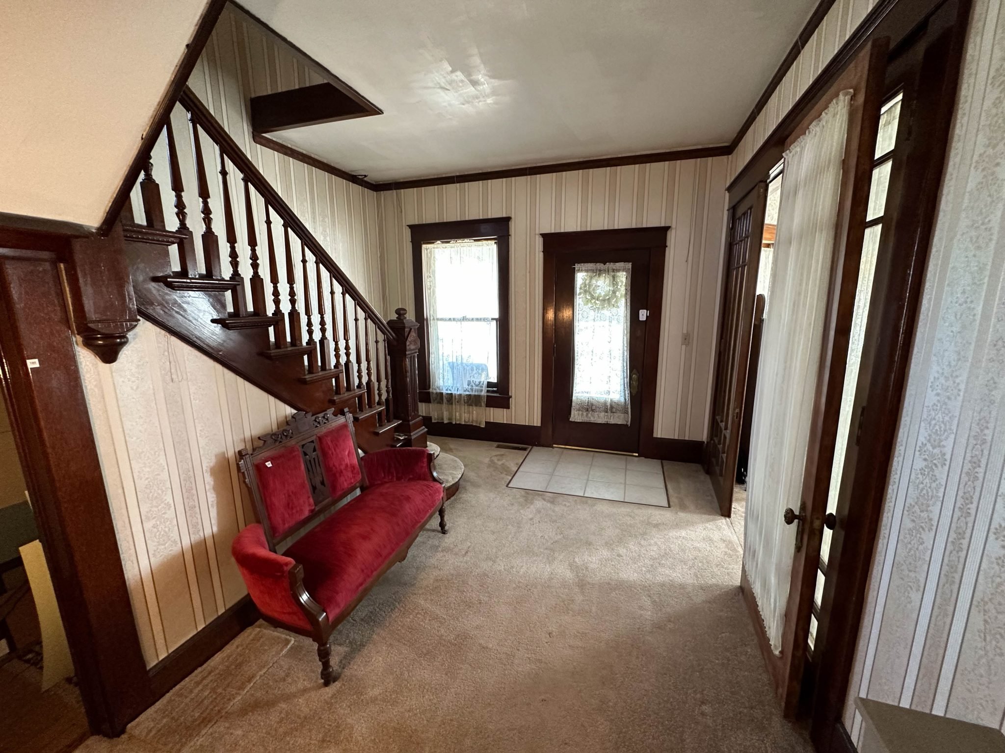 501 S Grand, Cherokee Ok