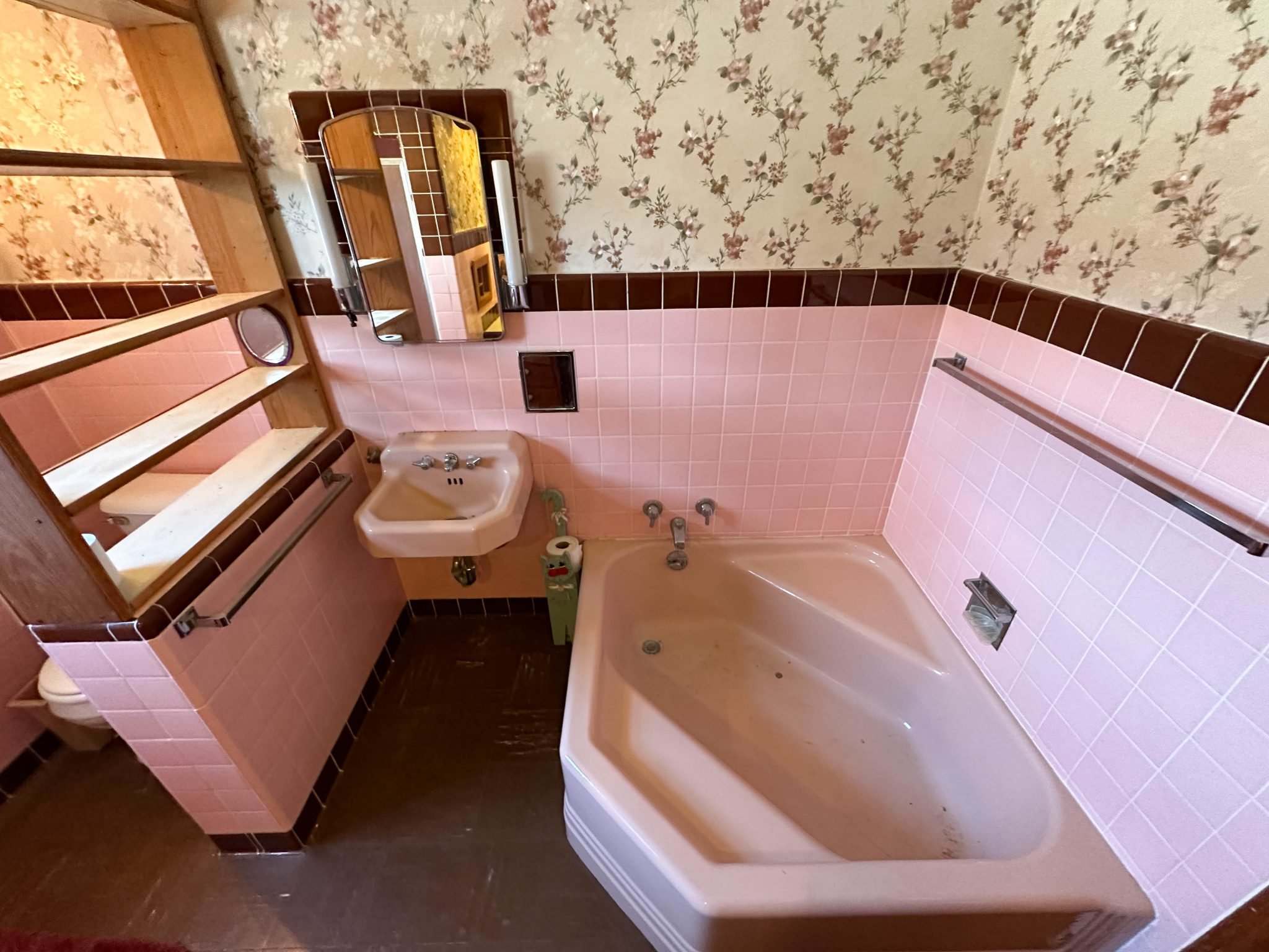 501 S Grand, Cherokee Ok