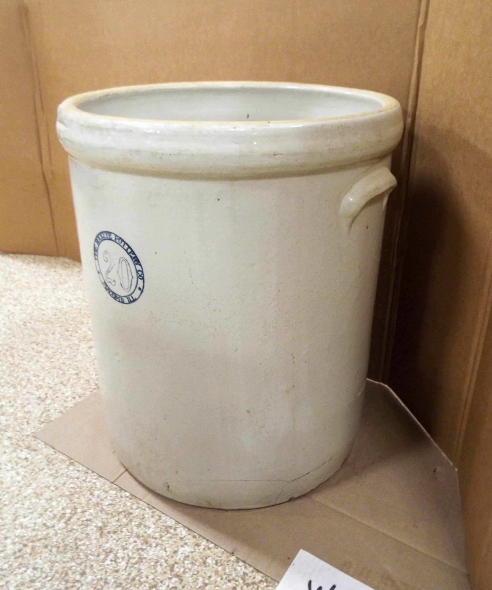 4/16 Vintage Collectibles – Pampered Chef – Pyrex – Toy Tractors – Glass – Legos – Tupperware – Indian Glass – Books – VHS/Movies