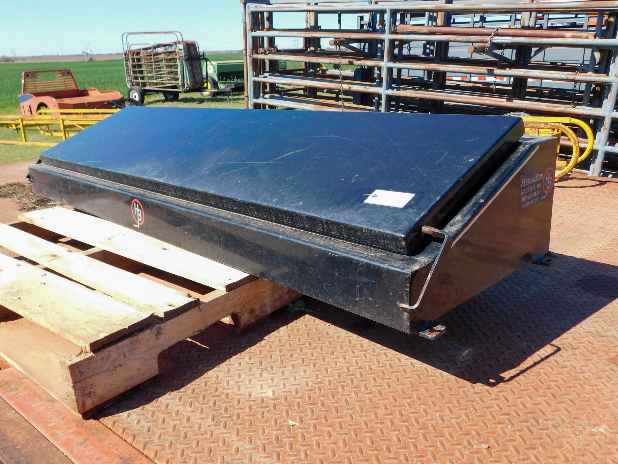 4/25 TRACTORS * COMBINES* SWATHER * SKID STEER * PICKUP * JEEP * OVERHEAD BIN * TILLAGE * HAY EQUIPMENT