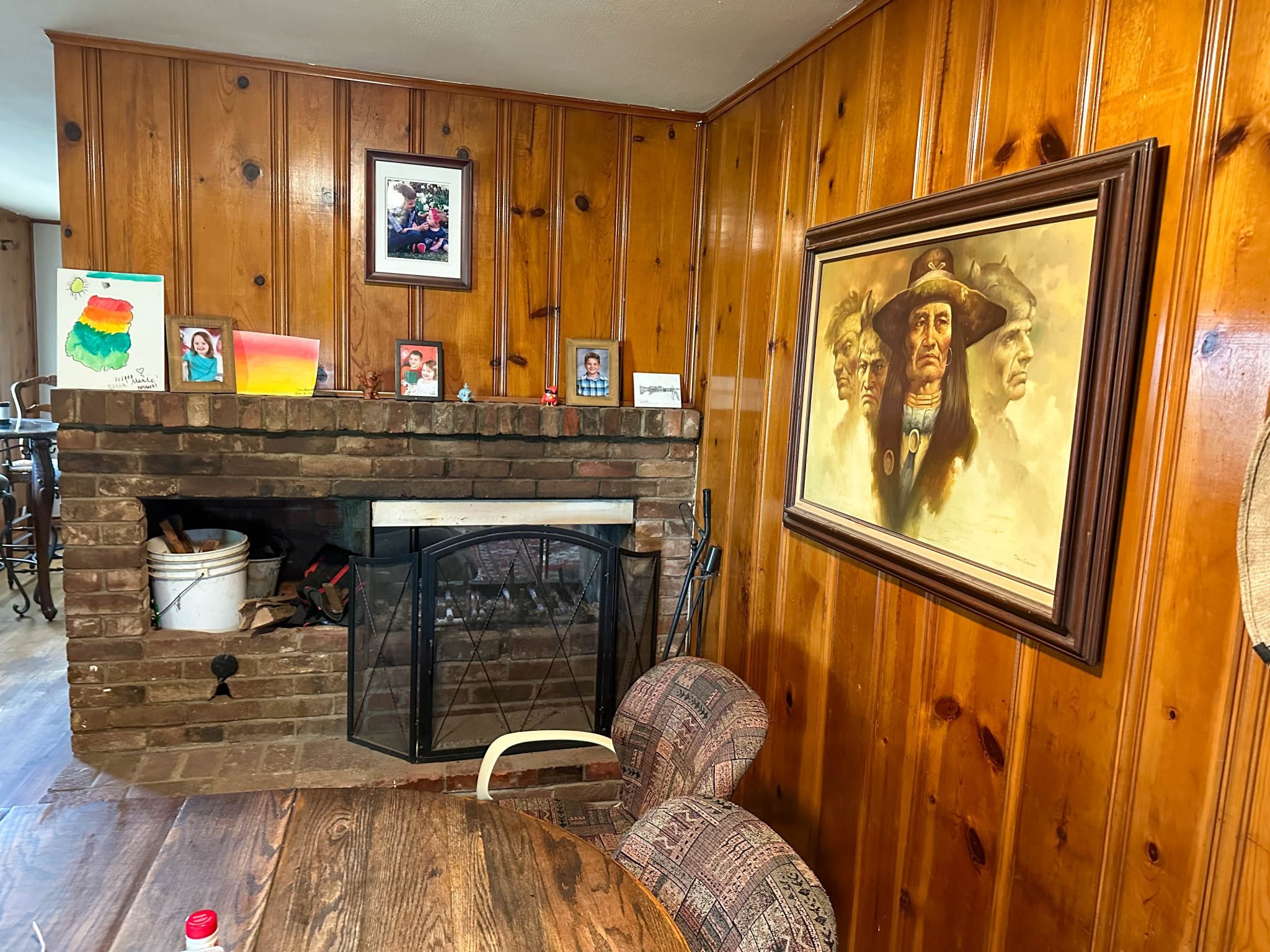 7/25 97056 HARMON RD MEDFORD OK * 2, 079 SQ.FT.± HOME * 3 BEDROOMS * 2 BATHROOMS * 5± ACRES * SHOP